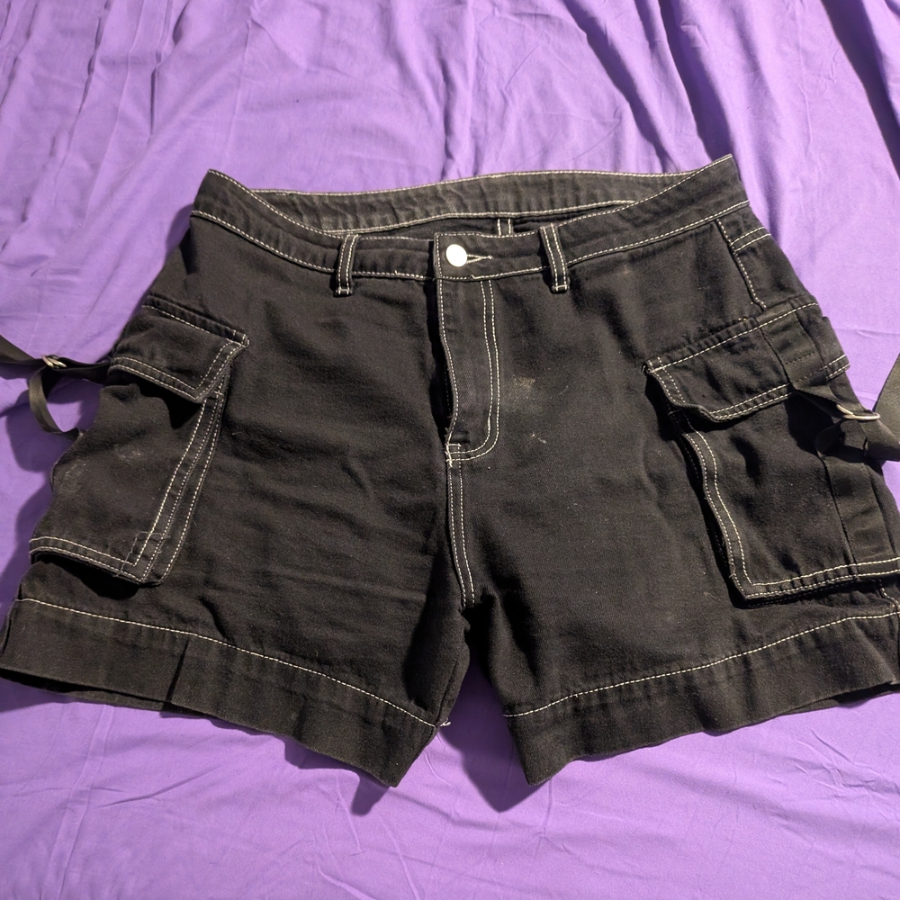 SHEIN Black Women's Cargo Shorts
